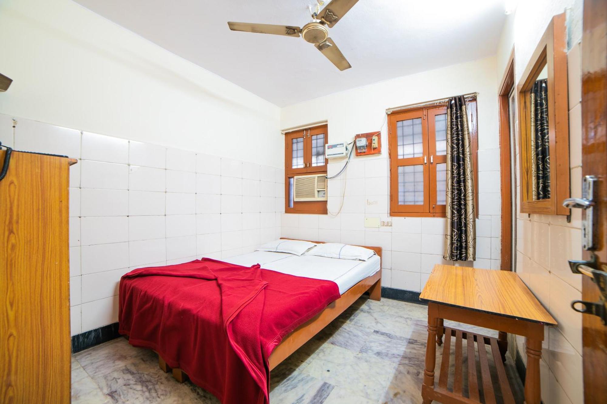 Hotel O Sree Radha Lodge Near Snow World Secunderabad Экстерьер фото